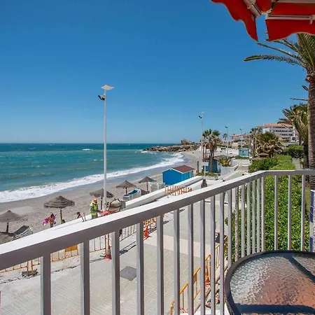 En Edificio Torresol, 1ª Linea De Playa En Nerja