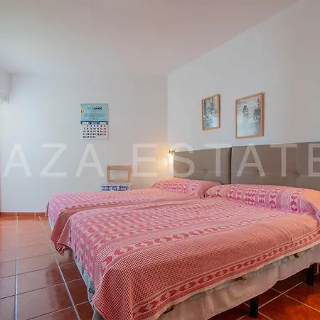 Appartamento En Edificio Torresol, 1ª Linea De Playa En Nerja